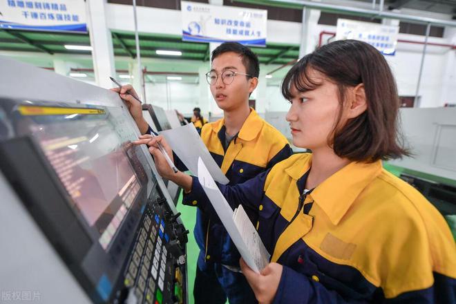 若想进国家电网先了解“二龙、四虎、六豹”目前正在招聘吗？(图3)