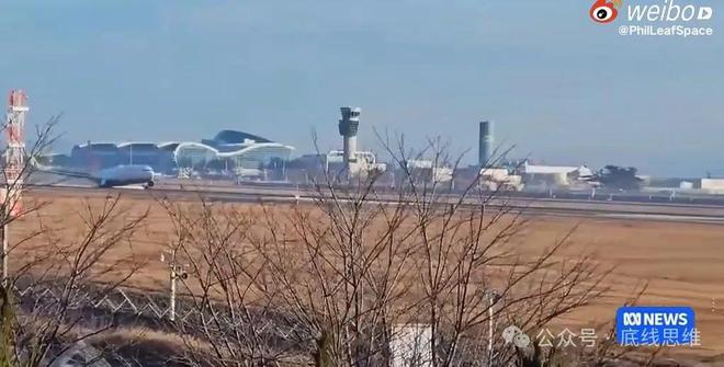 韩国空难机长遇难前伸手细节被拍下(图7)