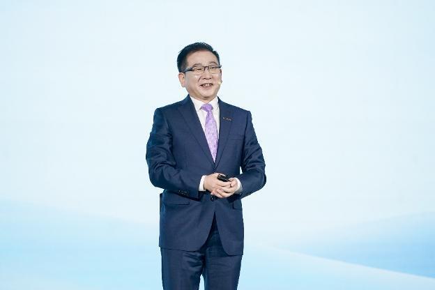星纪元ES增程正式全球上市售1528万元起(图15)