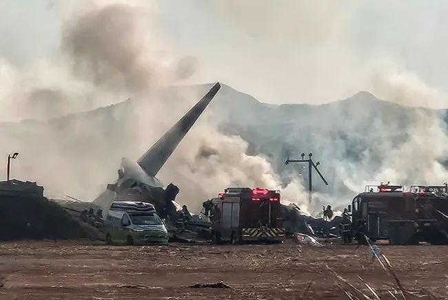 韩国179人死亡空难后波音飞机又出事了！新加坡航空早已决定这样(图1)
