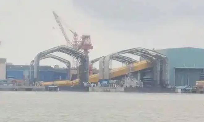 “龙门吊”倒塌砸坏军舰印度要让中国负责结果发现找错了对象