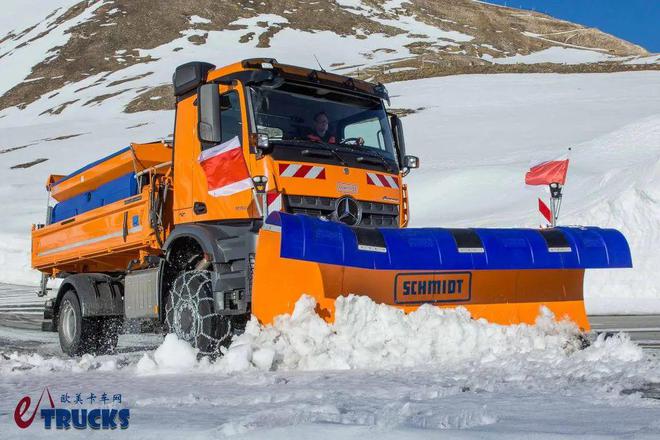 乌尼莫克百系列看过瘾！柴油纯电齐上阵奔驰Demopark2025展车阵容真豪华(图21)