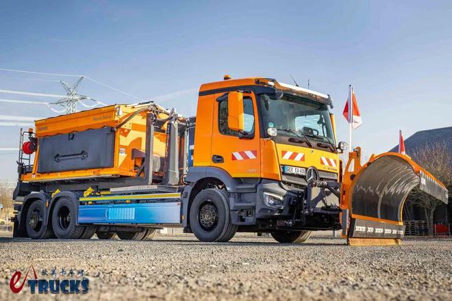 乌尼莫克百系列看过瘾！柴油纯电齐上阵奔驰Demopark2025展车阵容真豪华(图14)