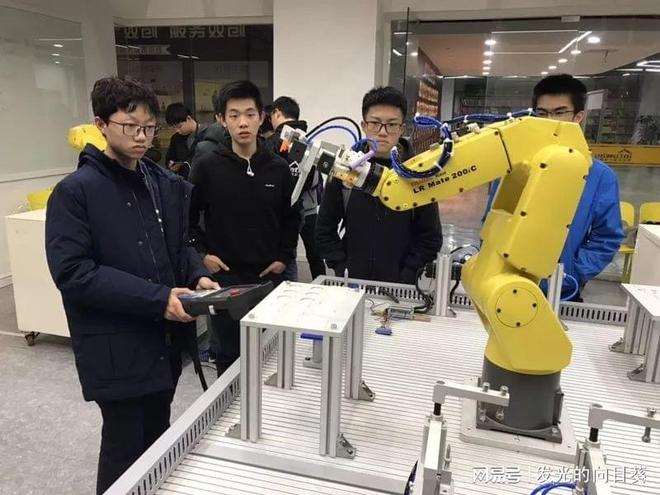 一览2025武汉市五大正规PLC电气自动化培训机构实力榜更新(图1)