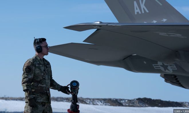 液压油掺水致196亿战机坠毁！美军F-35A直拍地面事故原因公布(图7)