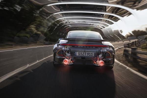 新款保时捷911TurboS全球首发即日启动预售(图4)