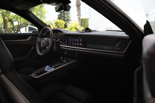 新款保时捷911TurboS全球首发即日启动预售(图7)