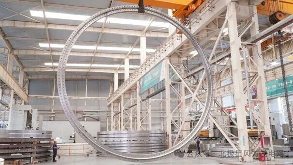 全球最大22万吨自由锻压机在伊莱特投产