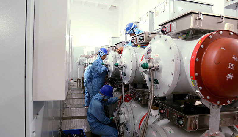 节日坚守！安徽电网多项重点工程建设“不打烊”(图4)