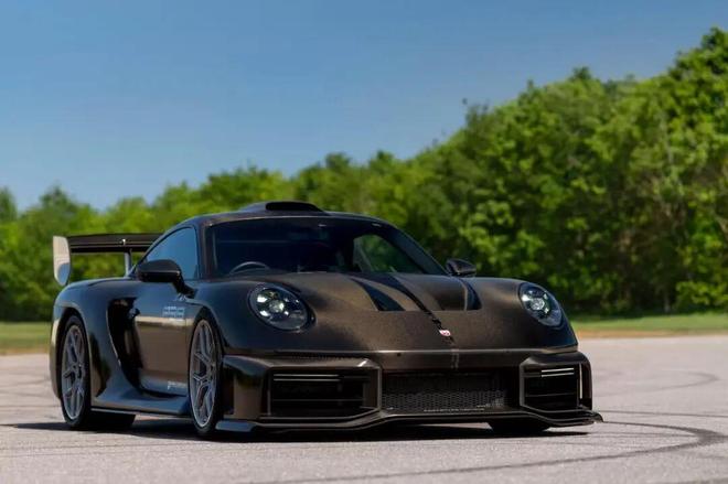 RMLGTHypercar：合法上路的907匹911TurboS极限压榨(图2)