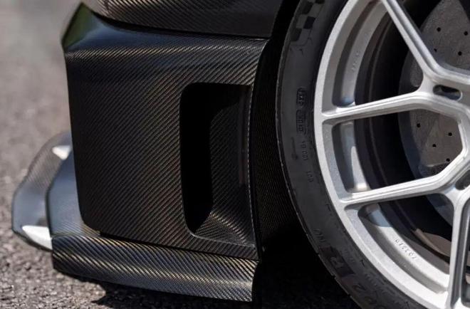 RMLGTHypercar：合法上路的907匹911TurboS极限压榨(图9)