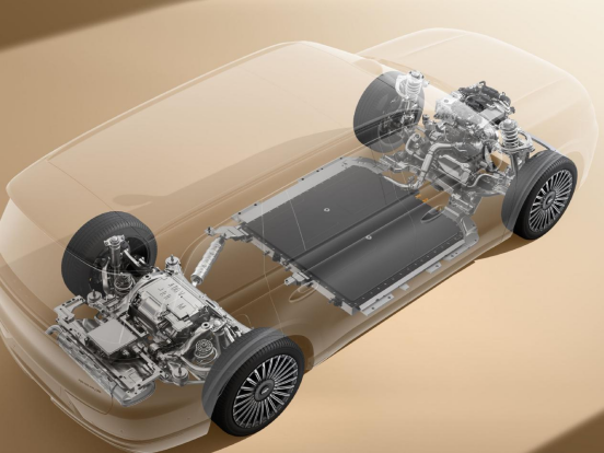 大六座SUV预售1999万起！风云T11定价在摸着银河M9过河？