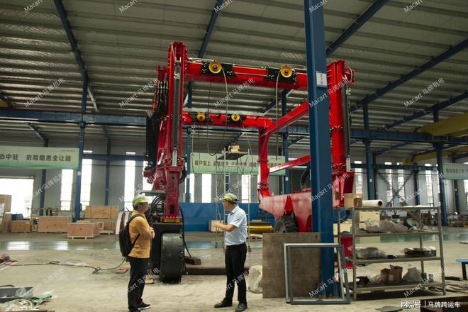 马牌机电：集装箱跨运车为什么要使用液压系统？(图4)