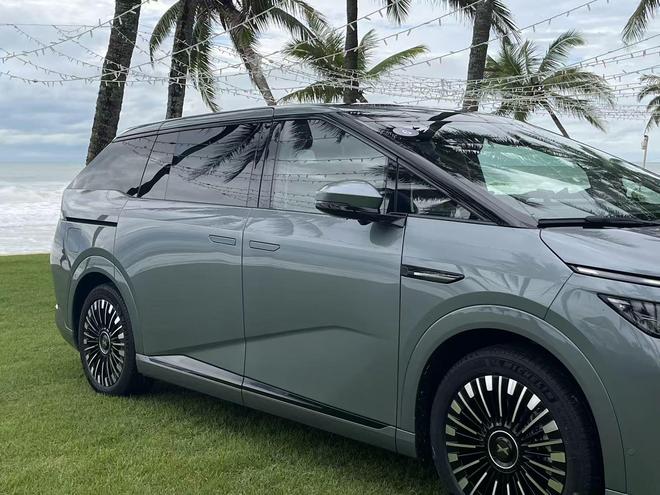 预售35万起！1602km超长续航+5C快充小鹏X9增程版终结MPV续航焦虑(图17)