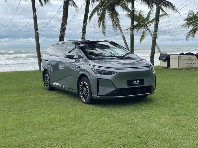 预售35万起！1602km超长续航+5C快充小鹏X9增程版终结MPV续航焦虑(图13)