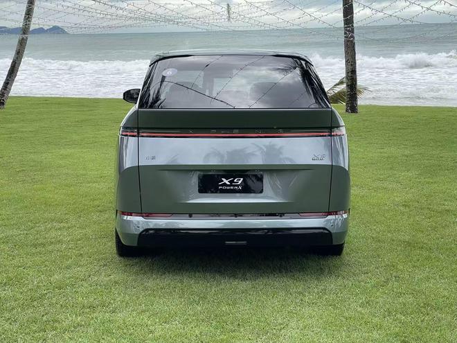 预售35万起！1602km超长续航+5C快充小鹏X9增程版终结MPV续航焦虑(图21)