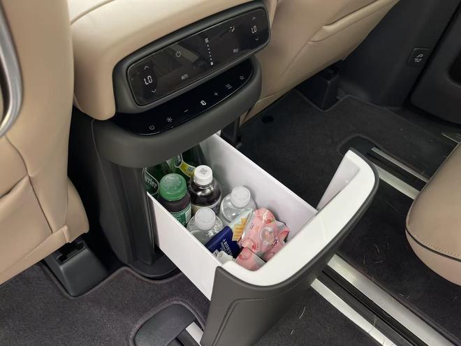 预售35万起！1602km超长续航+5C快充小鹏X9增程版终结MPV续航焦虑(图28)