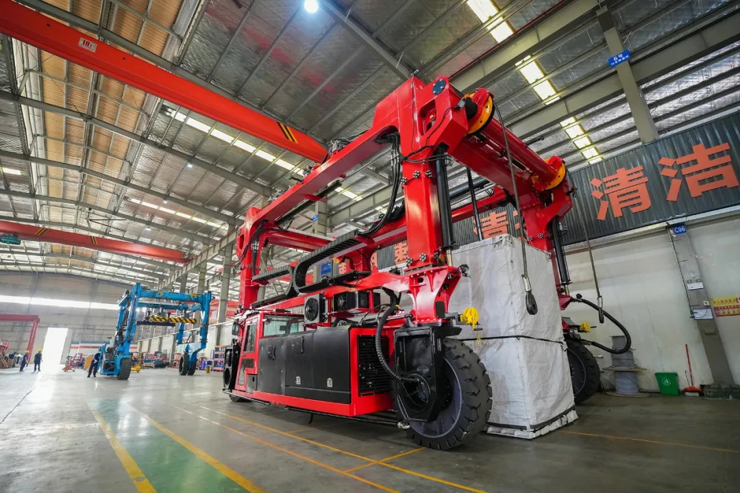 35家“小巨人”崛起！解码长沙经开区专精特新企业集群成长密码(图2)