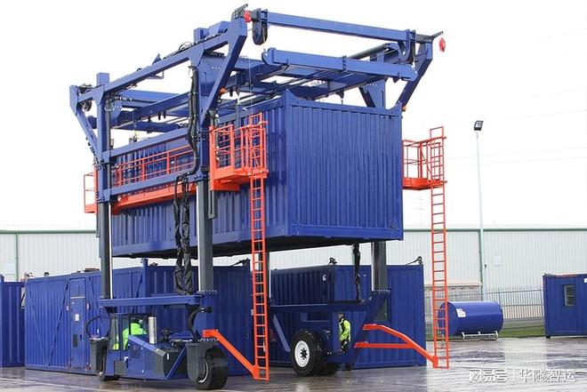 华隧智运：跨运车液压系统的动力逻辑与控制优势(图2)