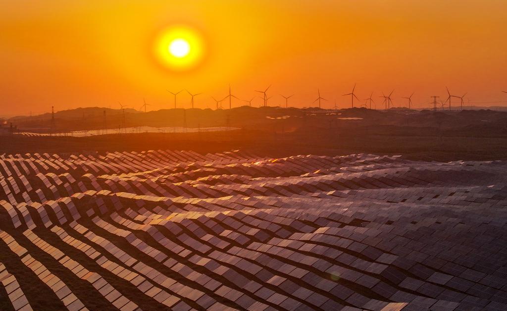 四中全会精神解读·市场最前沿丨一度电的担当!新型电力系统让绿能“超长续航”