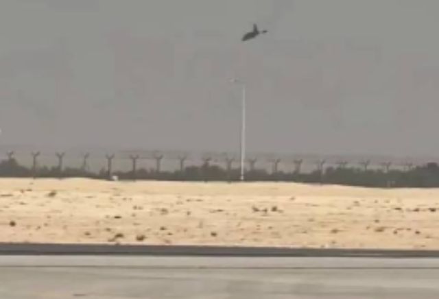 光辉在坠毁前尾部出现一缕白烟印度人害死了自己的飞行员？(图2)