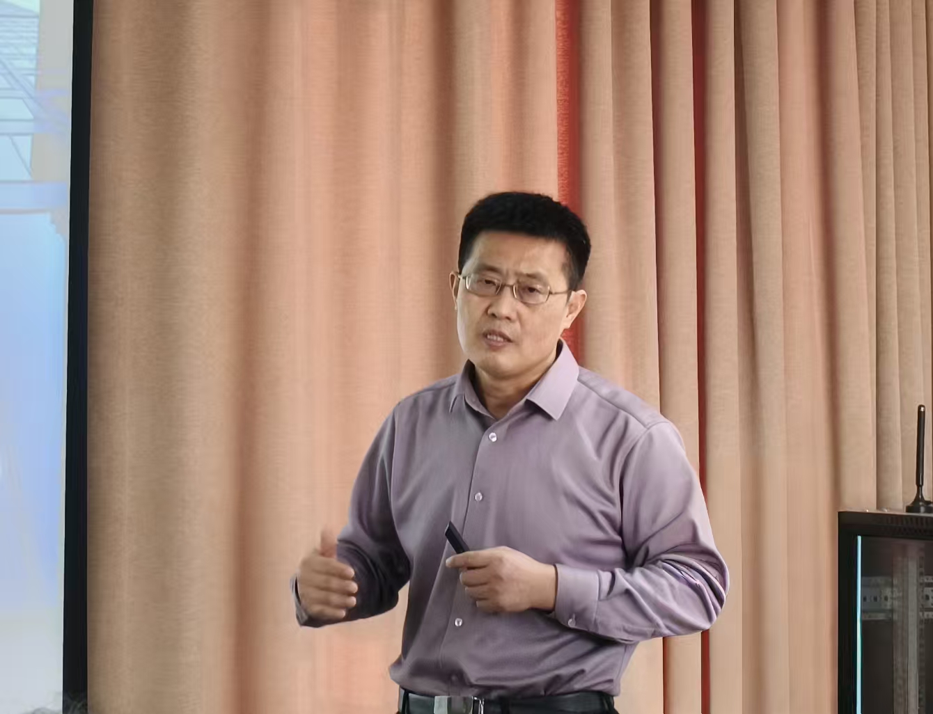 西安交大举办首位“以实践成果申请学位”博士答辩会(图4)