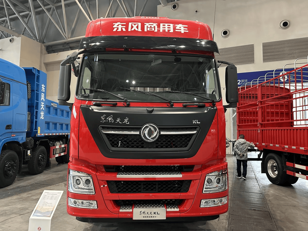 2026年型车大升级！东风天锦KRPlus、天龙KL变化在这里(图5)