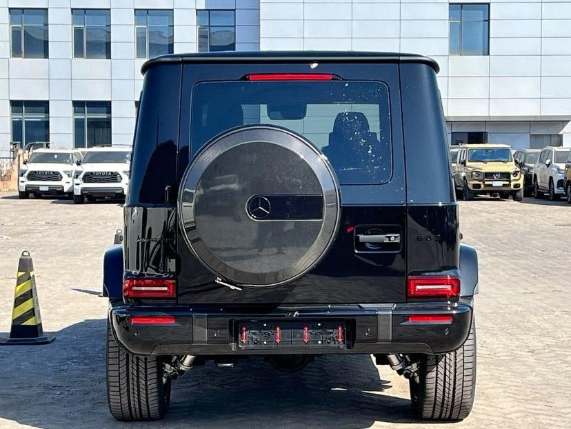 2025款奔驰G63AMG五座SUV触摸屏中控平底鼠标最新报价(图7)