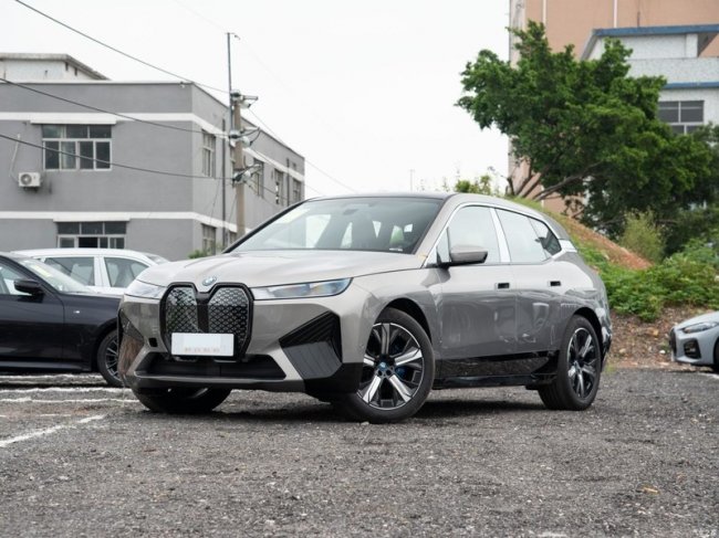 不止于出行：2026年百万级座驾的豪华内涵解析(图3)