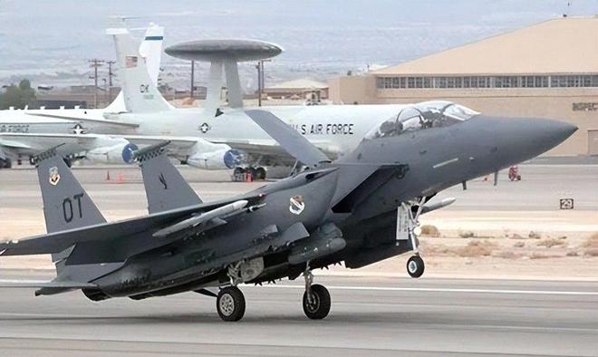 科威特空军一战封神？半天击落3架F-15E战机美军敢怒不敢言(图12)