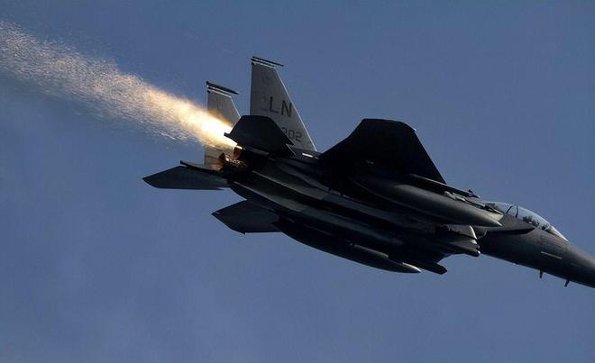 科威特空军一战封神？半天击落3架F-15E战机美军敢怒不敢言(图18)